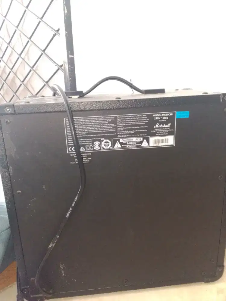 AMPLIFIER MARSHALL MG15CFR