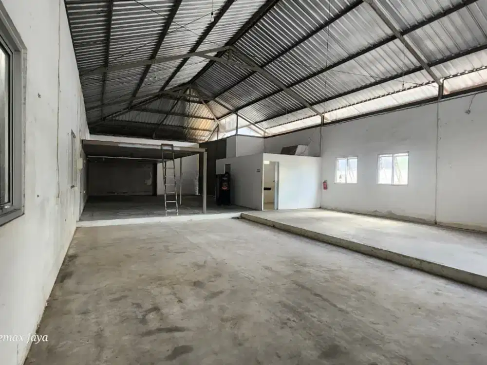 Gudang Disewakan di Jl. Pidada I, Gatot Subroto (Gatsu), Denpasar – Akses Kontainer & Parkir Luas
