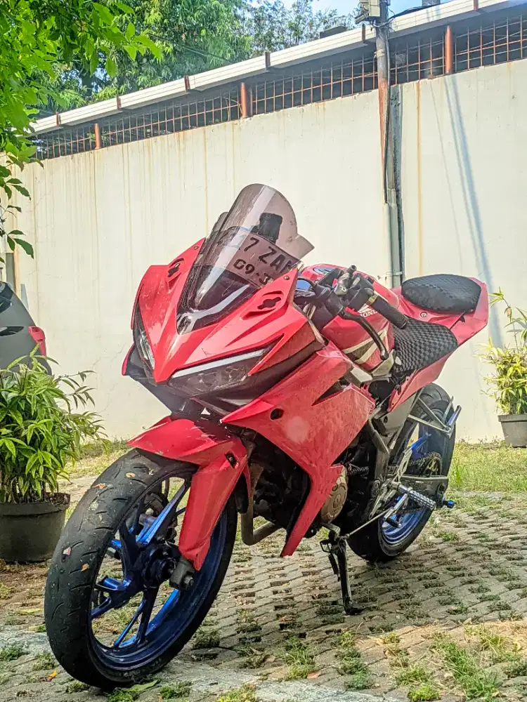 cbr 150 feslite