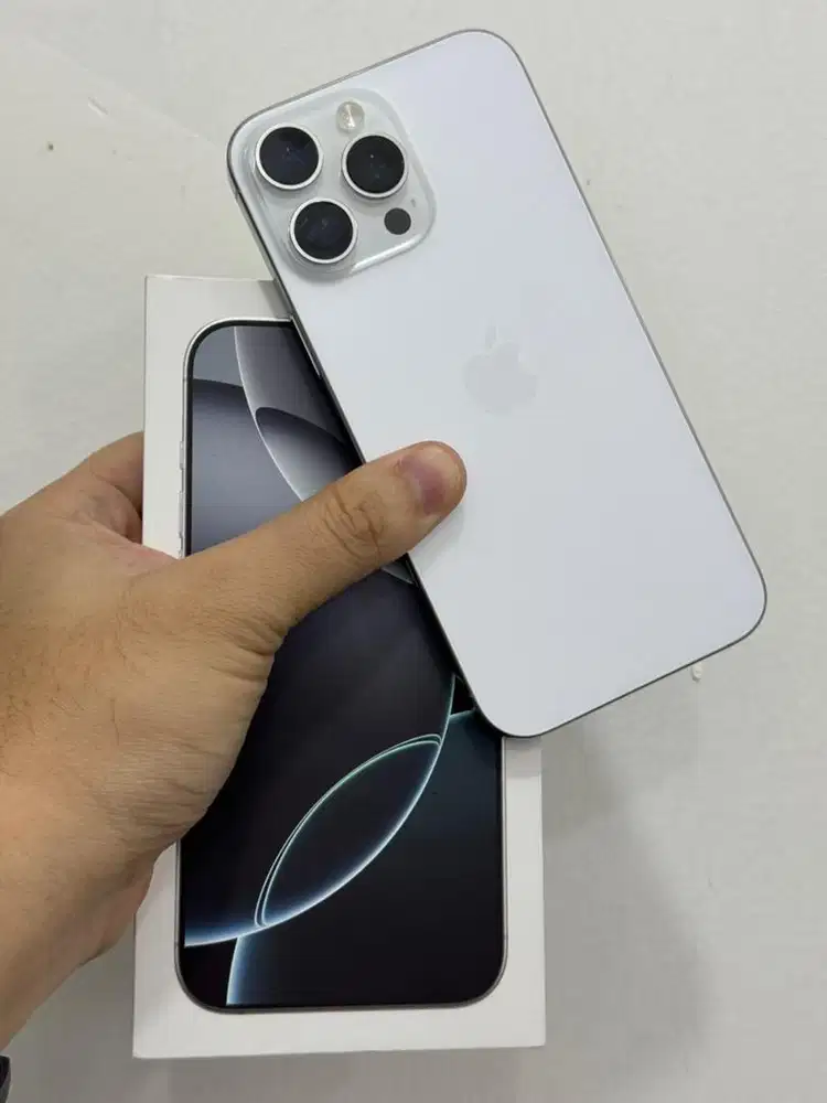 Iphone 16 Pro Max White 256Gb (BliBli)