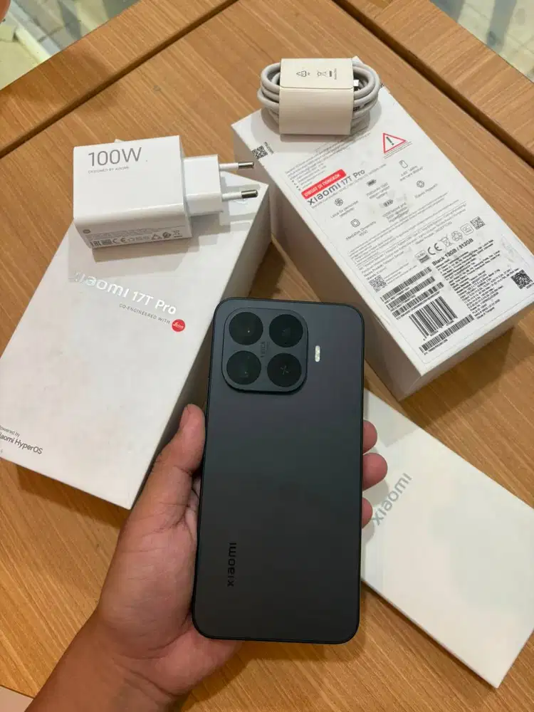 Xiaomi 17t pro 12/512gb garansi on. Bh 100 cc 15