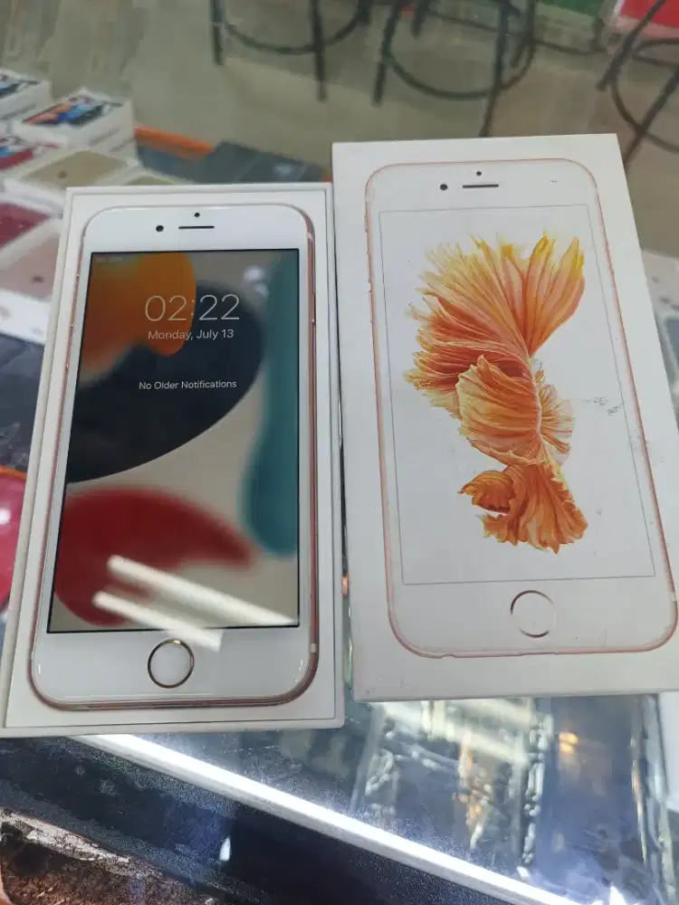 iPhone 6S 32gb ex iBox resmi mulus banget Hp+dus no minus