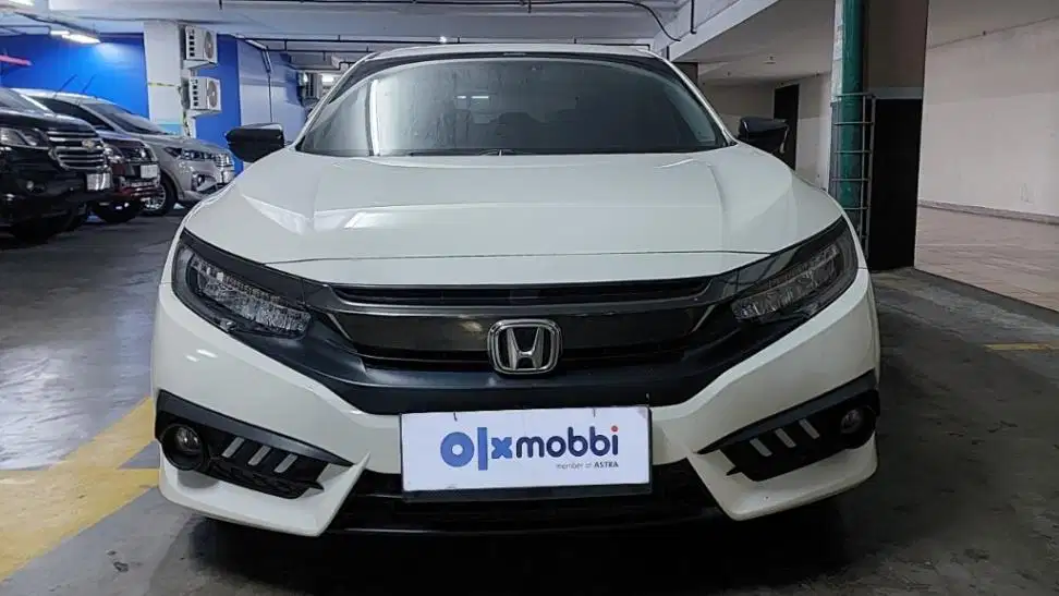 TDP 14 JT Honda Civic 1.5 ES Bensin-AT Putih 2017