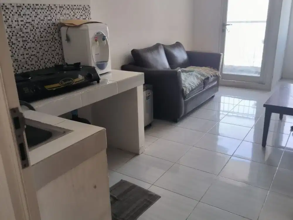 dijual apartement puncak cbd tower a 2 br semi furnish ada AC 1 lokasi dekat tol daerah wiyung