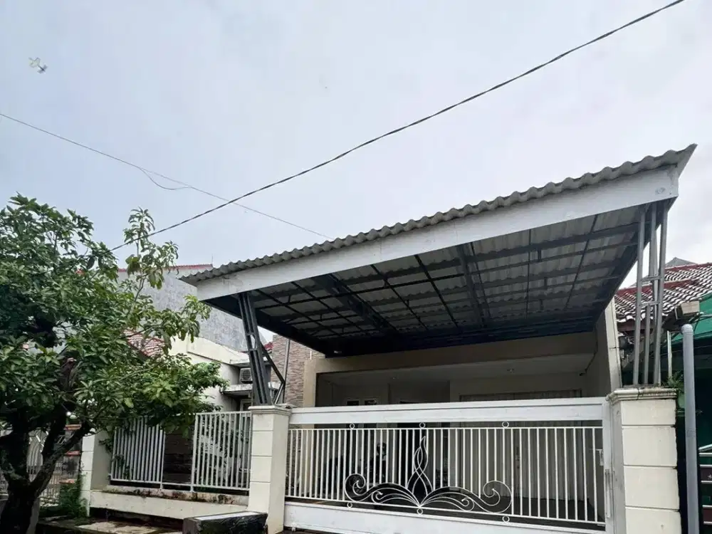 Dijual Rumah Lokasi Ramai Penduduk di Jl. Taman Majapahit Semarang
