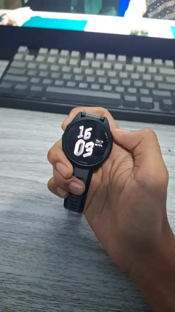 Garmin Forerunner 165