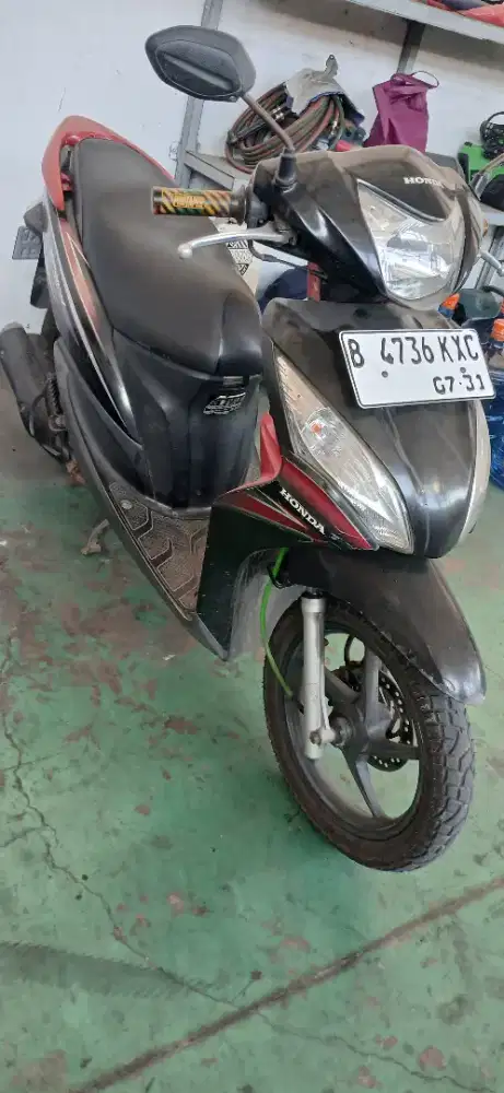 Honda Spacy 2011 carbu