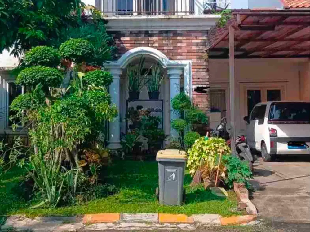 Rumah 2 lantai di Cluster Jatiwaringin Bekasi Kota