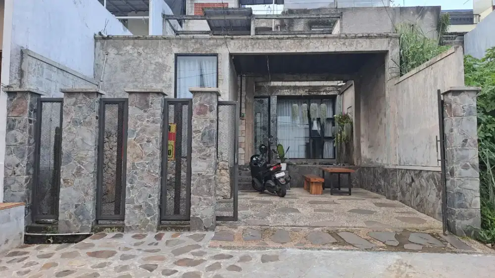 Rumah setengah jadi dekat Alun-Alun Ujung berung, pasir jati cijambe