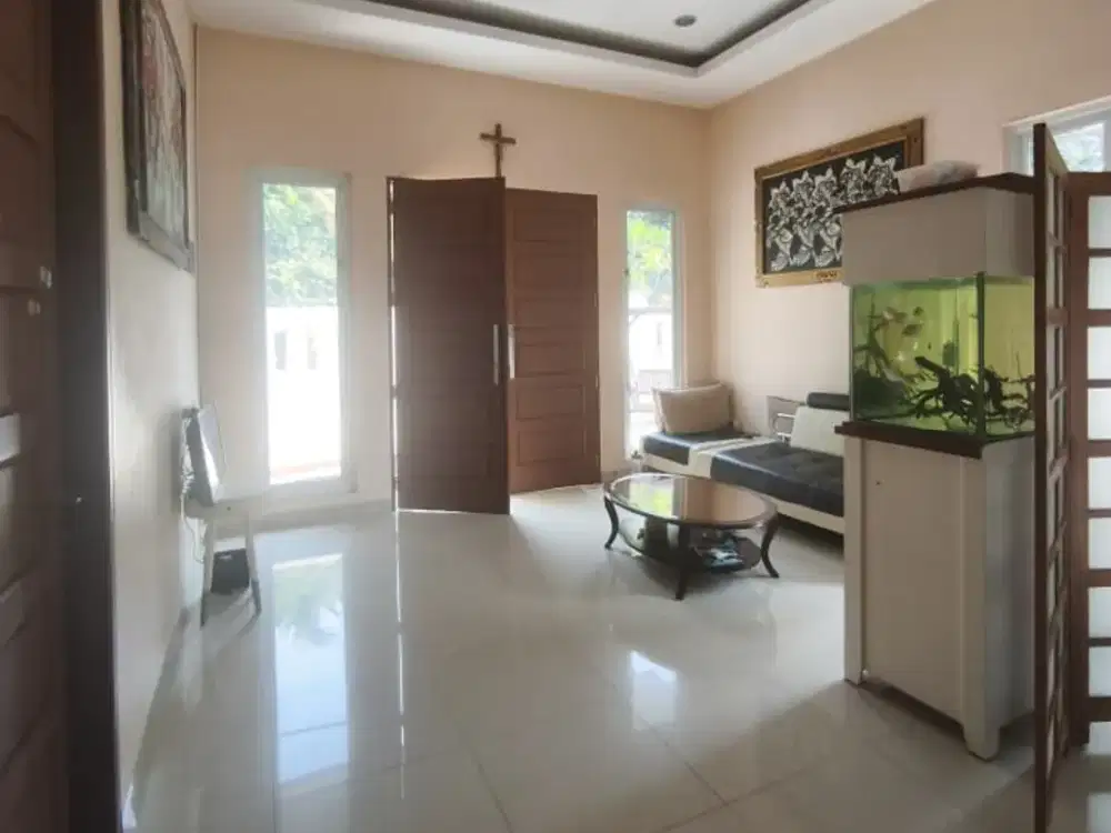 Dijual rumah Siap Huni 2 lantai posisi Hoek di Citra garden 2ext