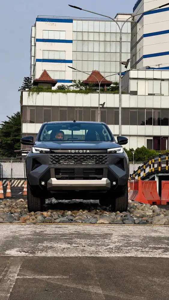 Hilux travo Doubel CaB V AT