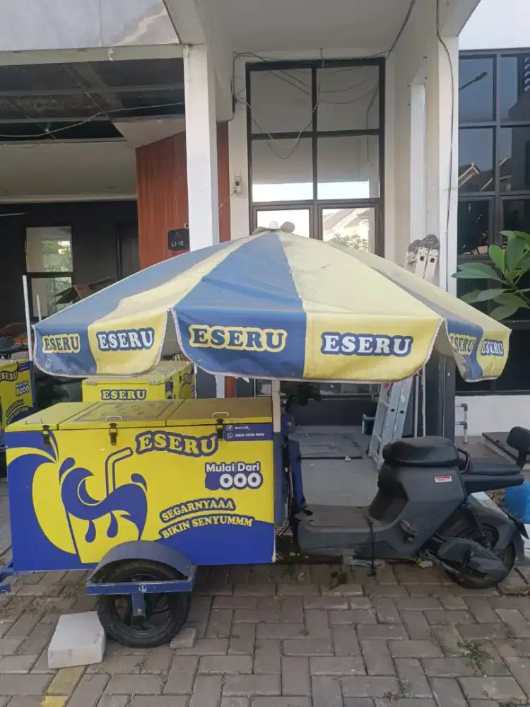 8 Unit Gerobak Es Bekas