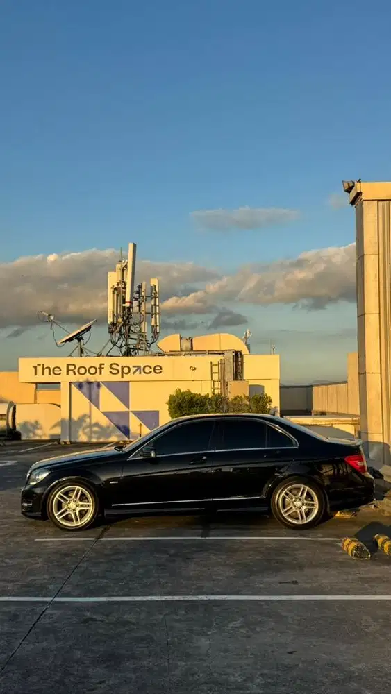 Mercedes Benz C250 Avantgarde AMG W204 2011 (Facelift) Black On Brown
