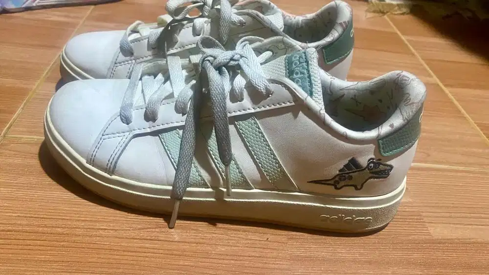 Adidas original edisi crocodile