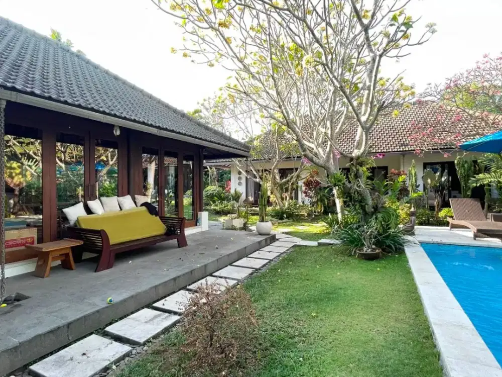 TROPICAL LUXURY VILLA IN UMALAS KEROBOKAN