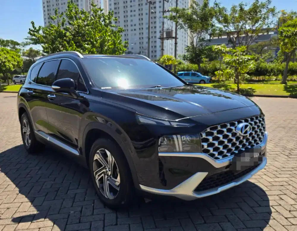 Hyundai Santa Fe 2.2 D Signature At 2021 (Low KM)