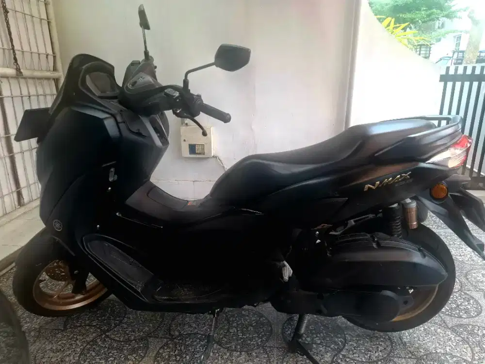 Yamaha N max 2023