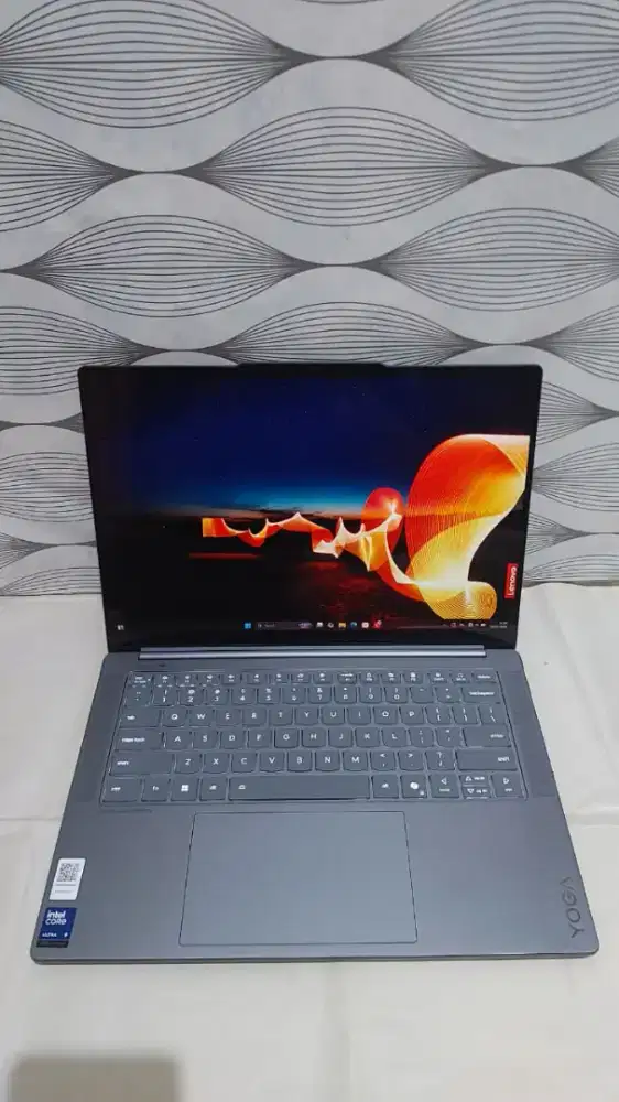Yoga Pro 7 14IH10 Intel Core Ultra 9 285H RAM 32GB SSD 1TB