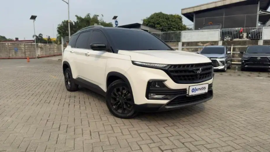 DP MURAH Wuling Almaz 1.5 Exclusive 5-Seater Bensin-AT 2022  CDKBB