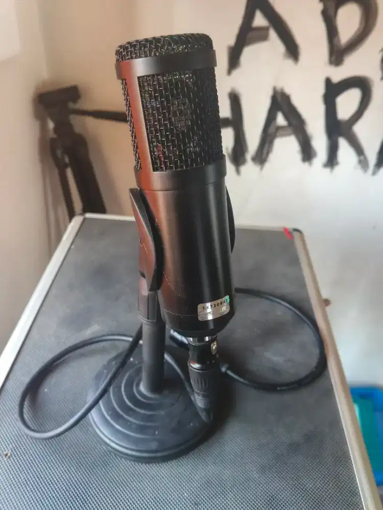 Mic & stand live stream bekas