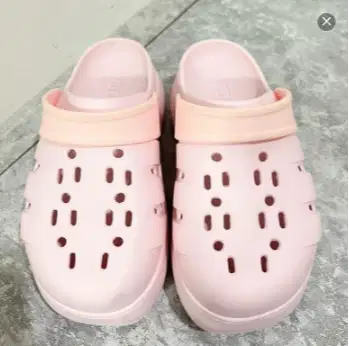 Adidas Adilette Platform Clogs / Adidas Crocs / Adidas Platfom