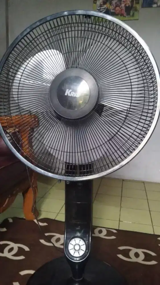Kipas angin digital kris pedestal fan DF-EF16902 Jaksel