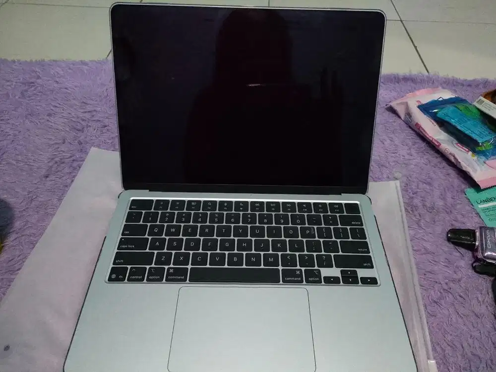 Mac Air M4 256 gb sky blue