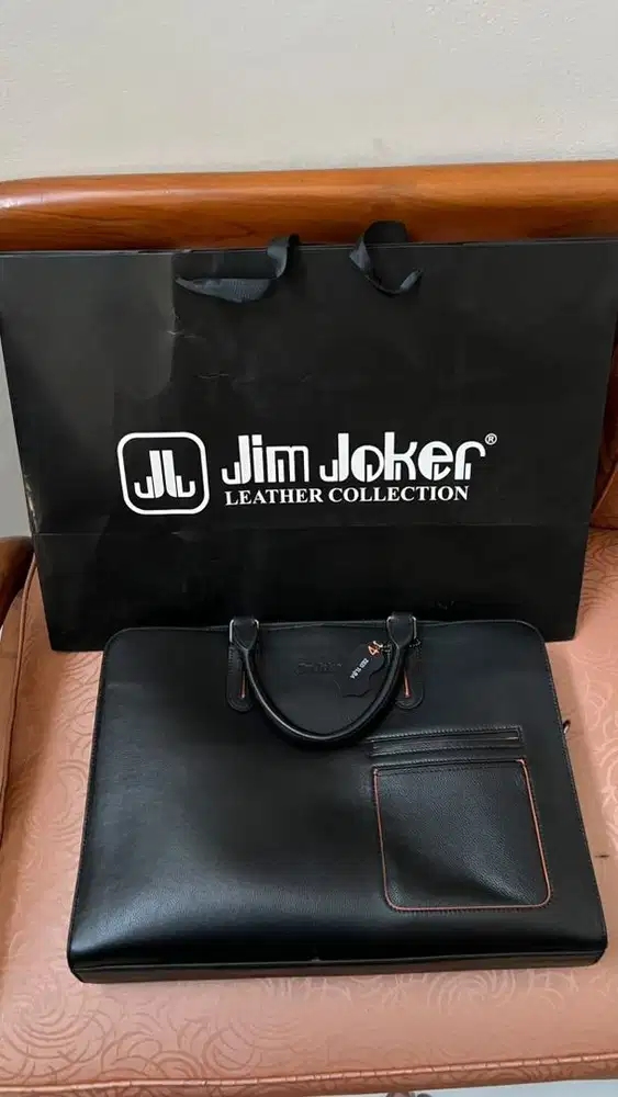 Tas kulit kerja bekas rasa baru