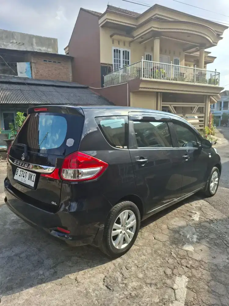 Suzuki Ertiga GL Manual