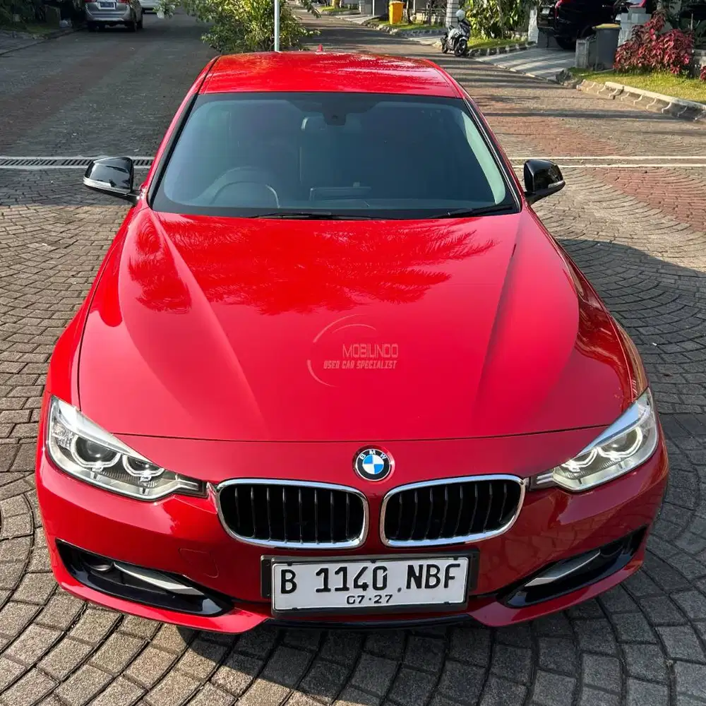 BMW 320I SPORT F30 2013 Definisi Ganteng Maksimal