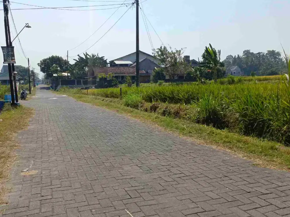 Tanah  sleman jalan gito gati