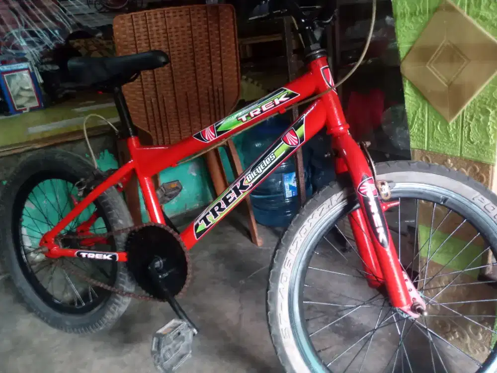 JUAL SEPEDA BMX 20 INCH