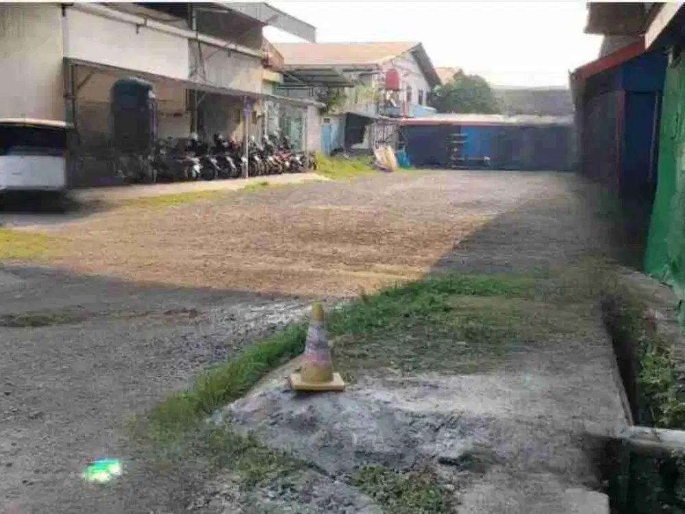 Disewakan Gudang di Jalan Raya Narogong, Bantar Gebang, Bekasi