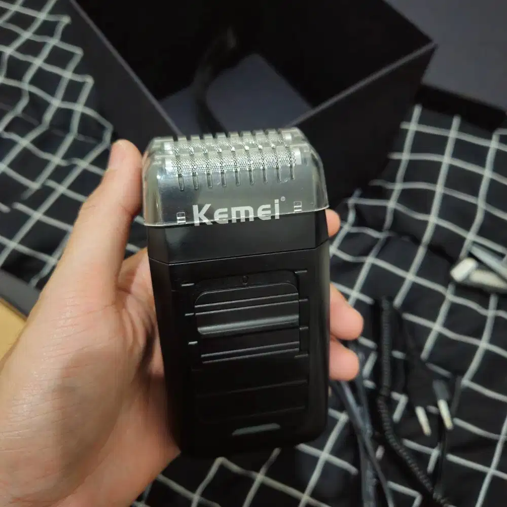 Kemei KM-1102 Shaver