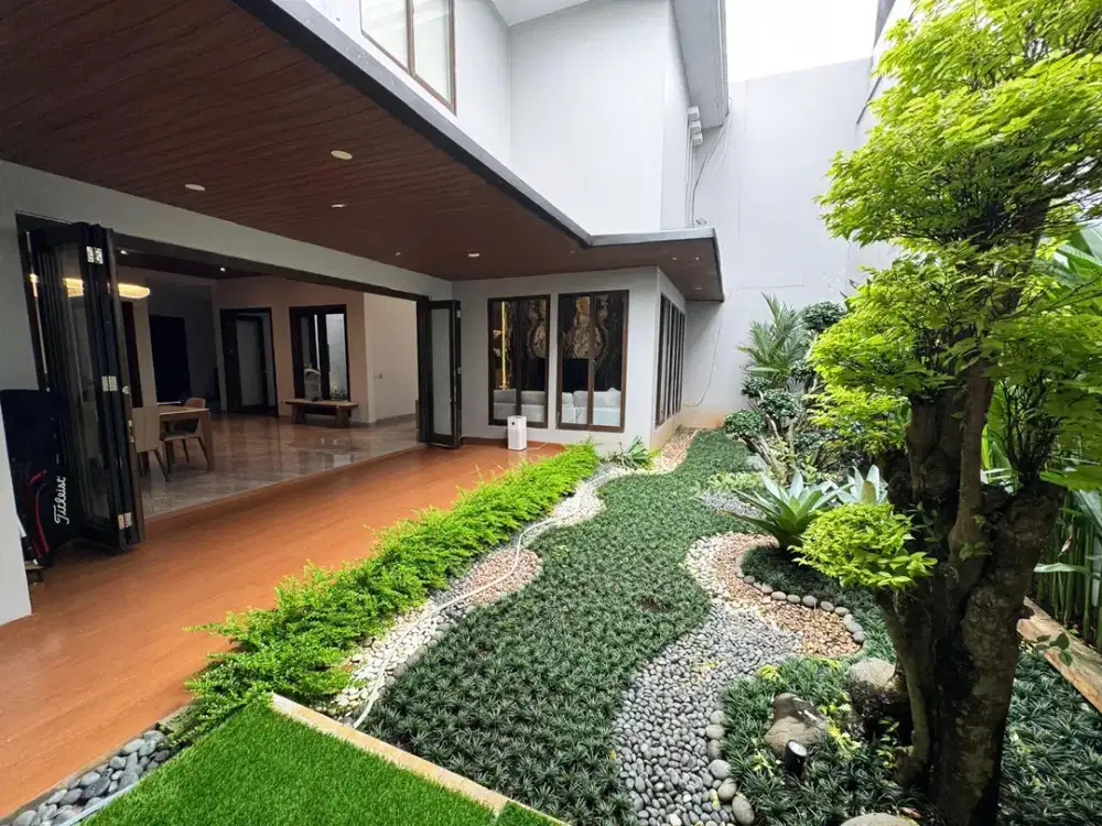 DIJUAL Cepat  RUMAH TINGGAL Mewah Di The Green