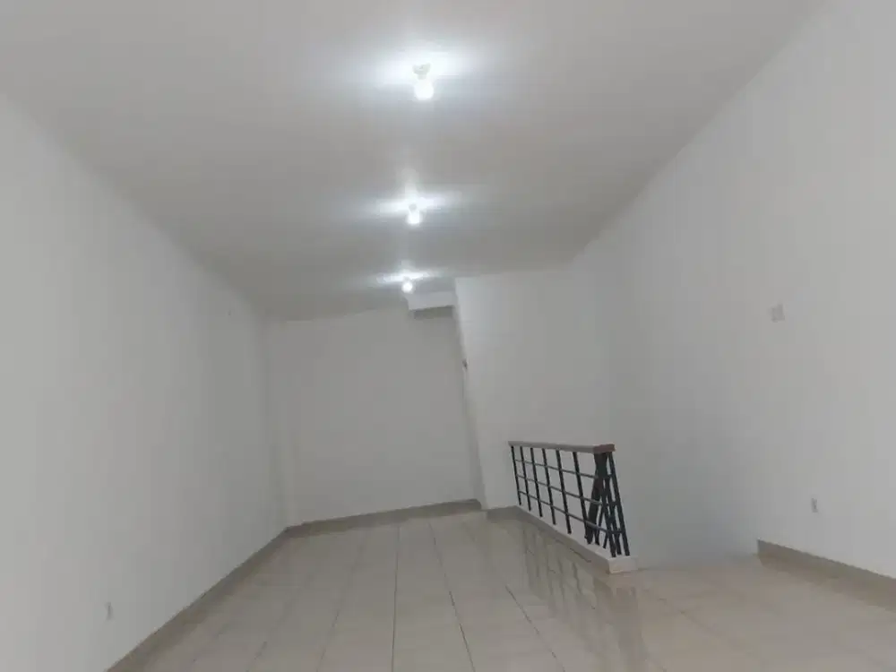 Ruko alicante gading serpong 3 Lantai