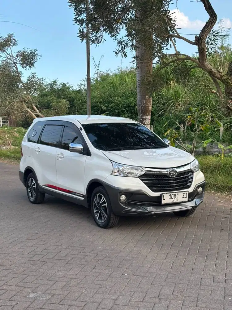 DAIHATSU XENIA R CUSTOM 2018 AUTOMATIC ISTIMEWA