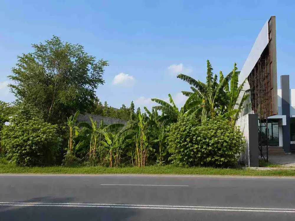 Dijual kavling dipinggir jalan raya arah bandara Adi Sumarmo Solo