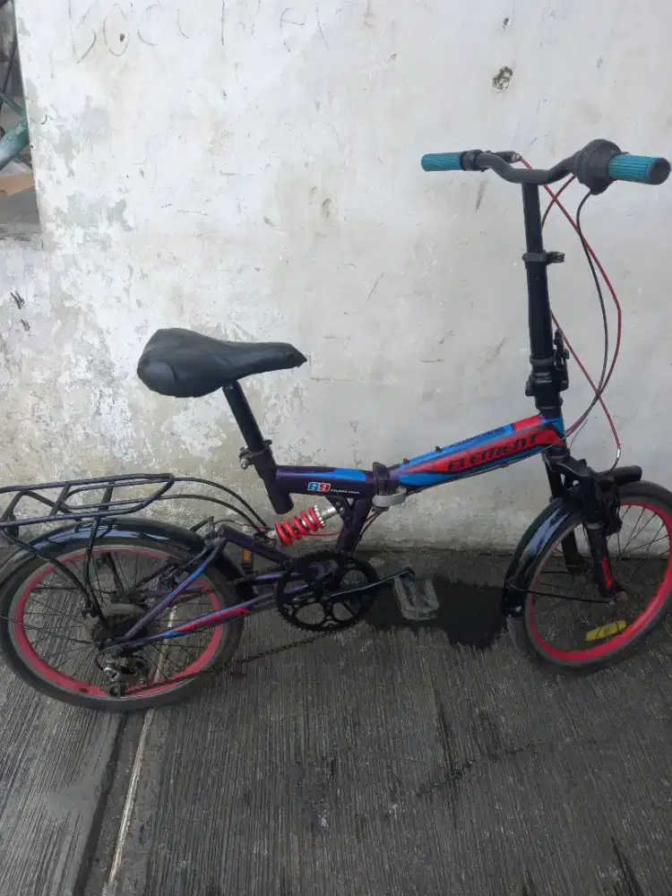 Sepeda lipat element