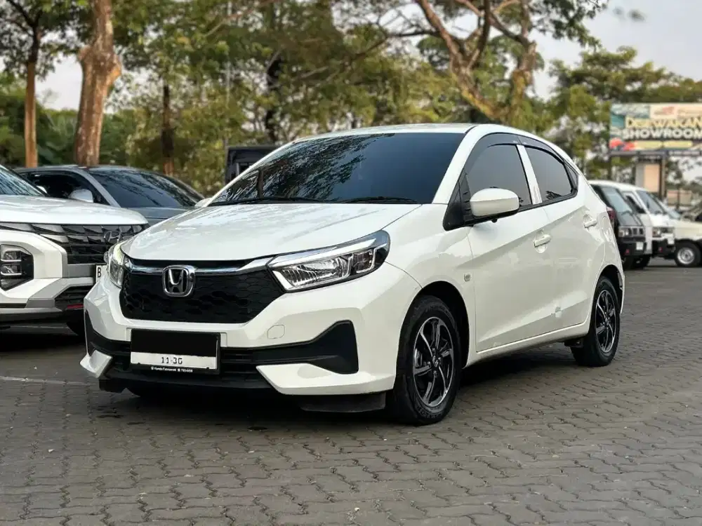[ KM 1RB ] HONDA NEW BRIO E CVT AT MATIC 2025 PUTIH KM 1RB