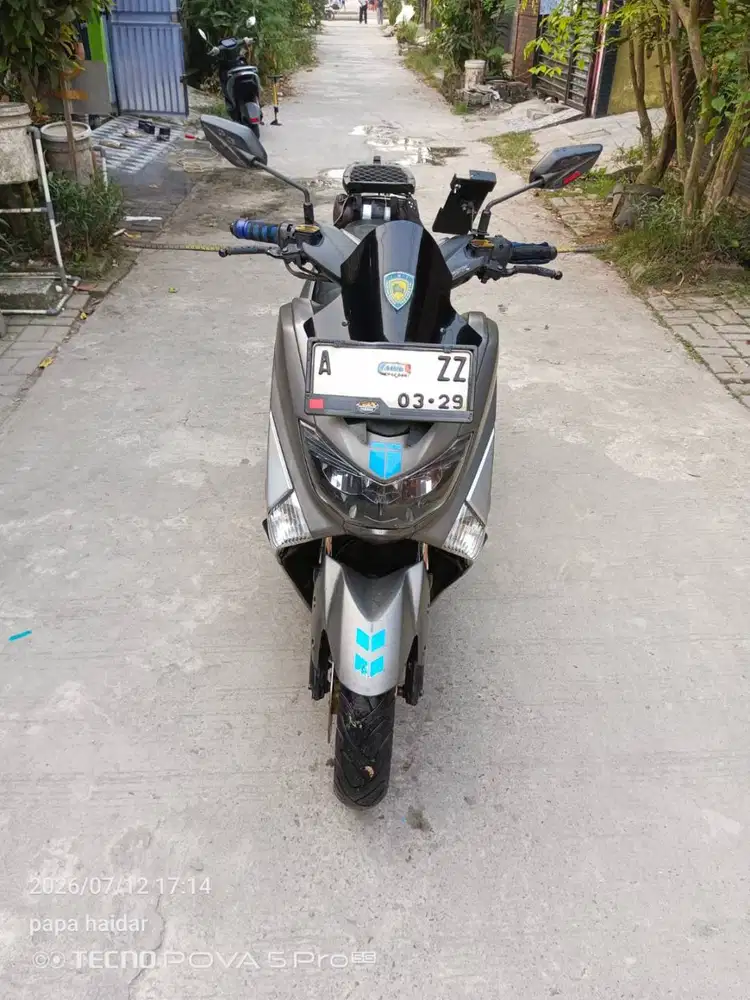 Dijual Yamaha NMAX 155 Tahun 2018 – Abu-Abu Silver – Siap Pakai!