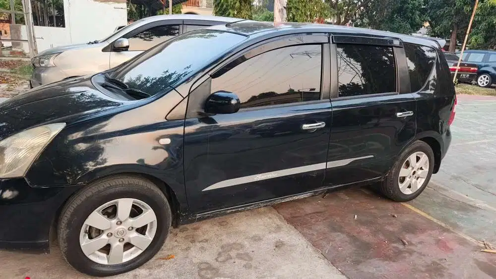 Nissan Livina 2008 Bensin