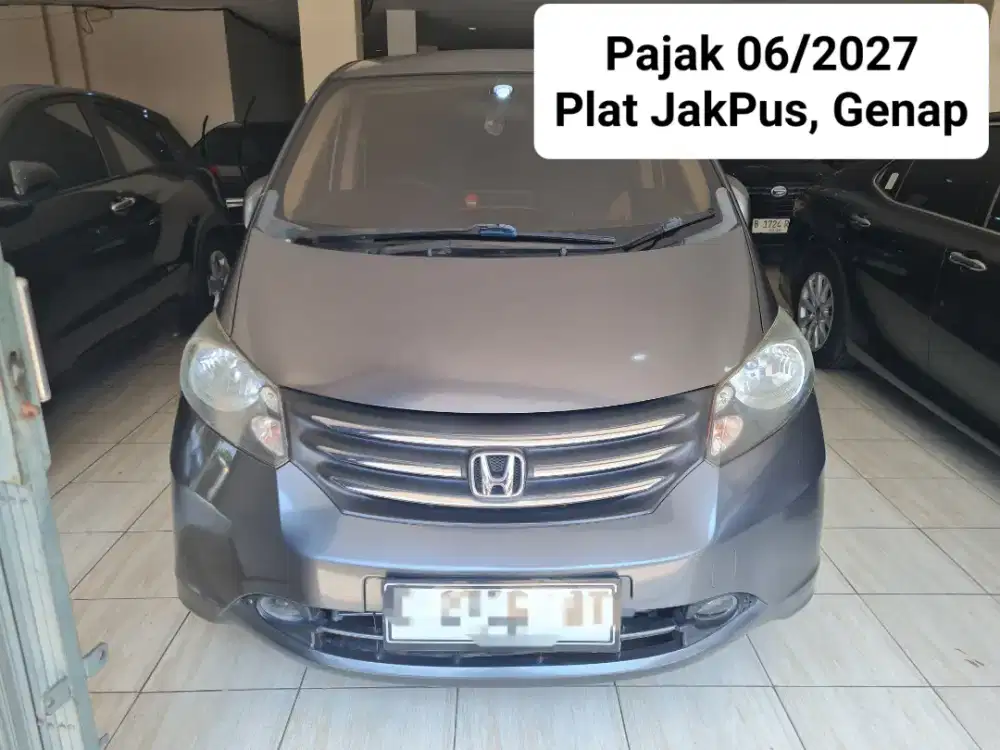 MURAH Honda Freed PSD MATIC 2010