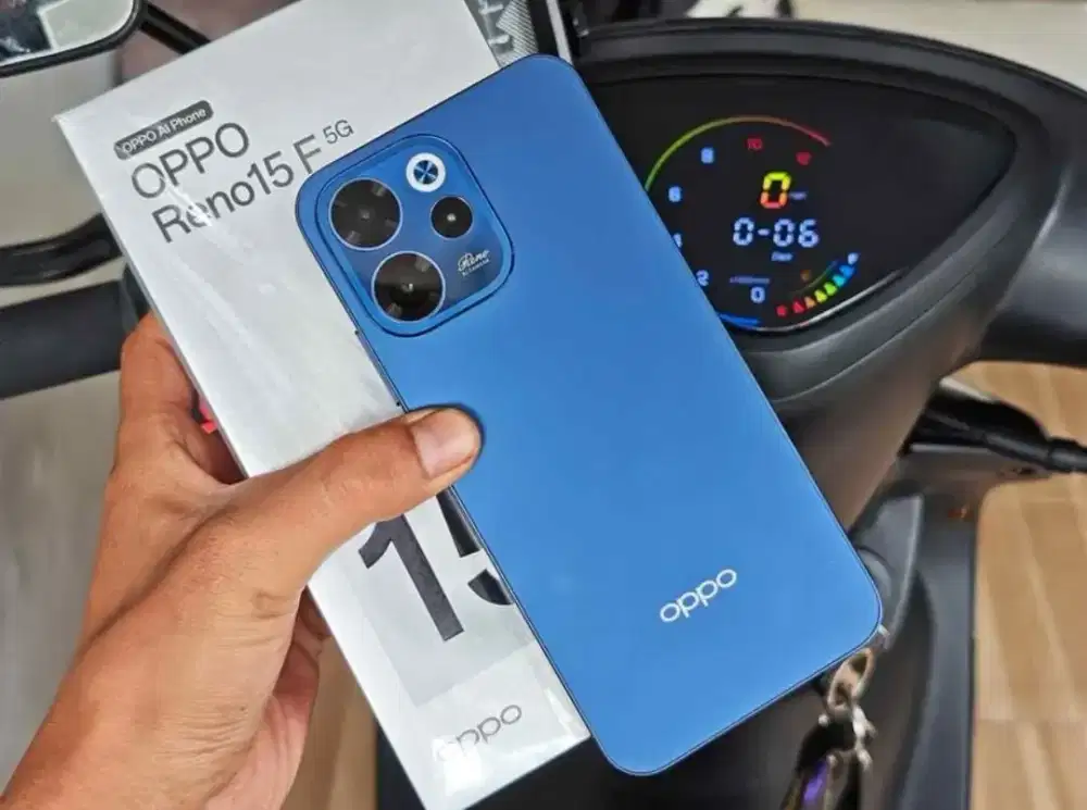 Oppo reno 15f 5G 8+8/256gb fullset like new