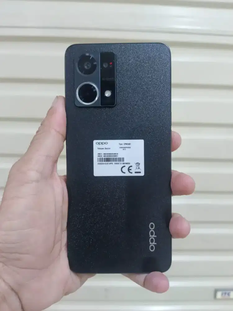 Oppo Reno 8 4G ram 8/256 + dus