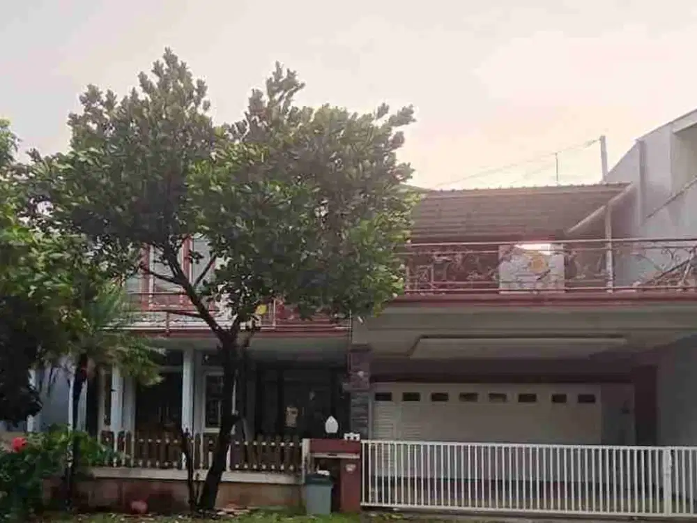 DISEWAKAN CEPAT RUMAH SIAP HUNI KOTA WISATA LUAS ISTIMEWA