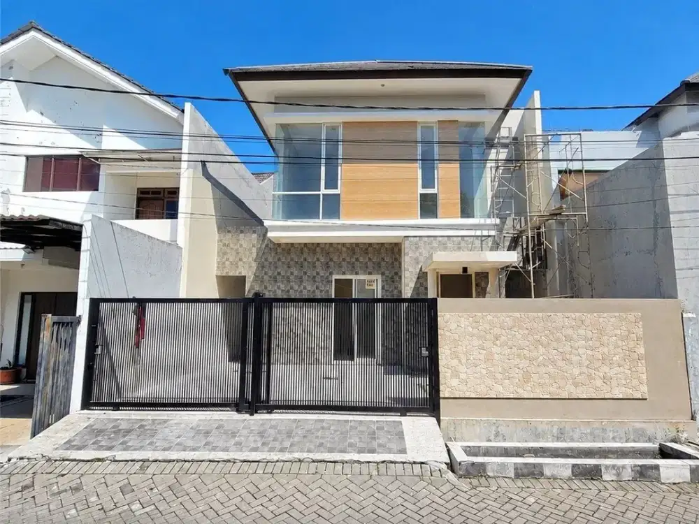 Rumah Baru Gress Griya Babatan Mukti Wiyung Hadap: UTARA