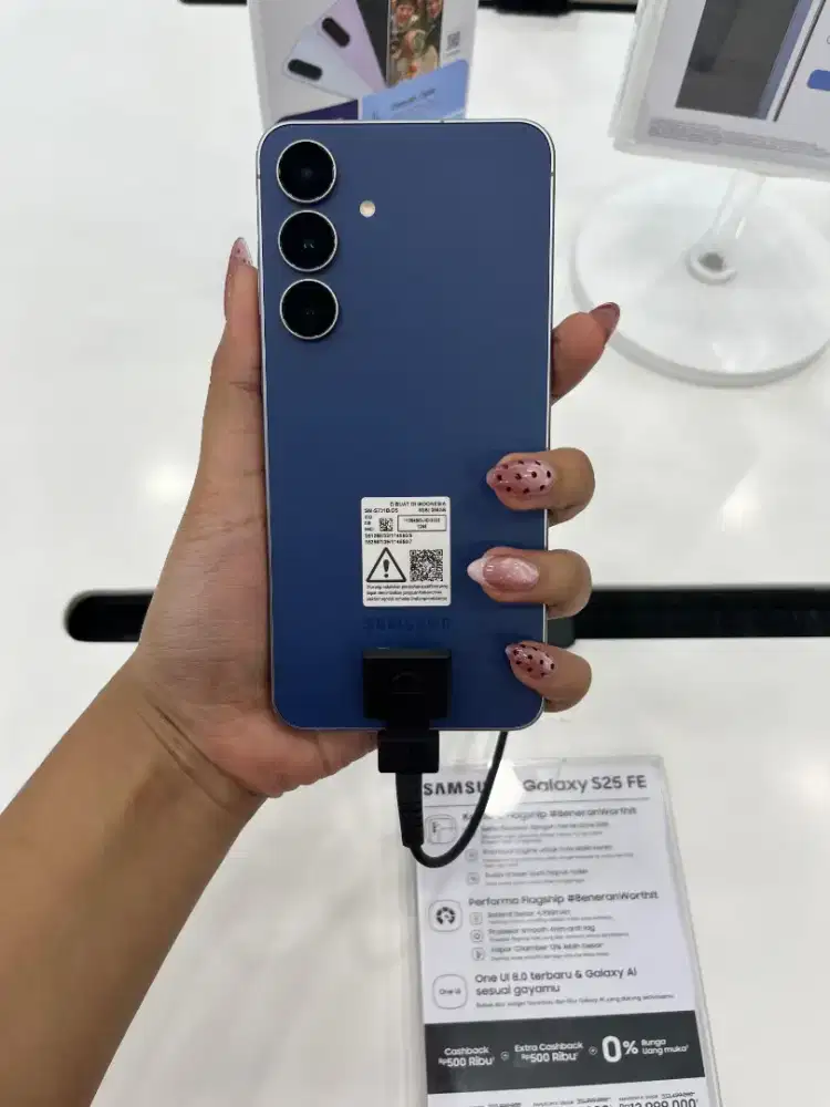 SAMSUNG GALAXY S25 FE