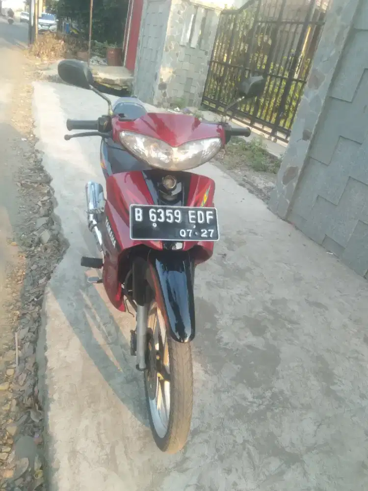 Yamaha Jupiter z castwel