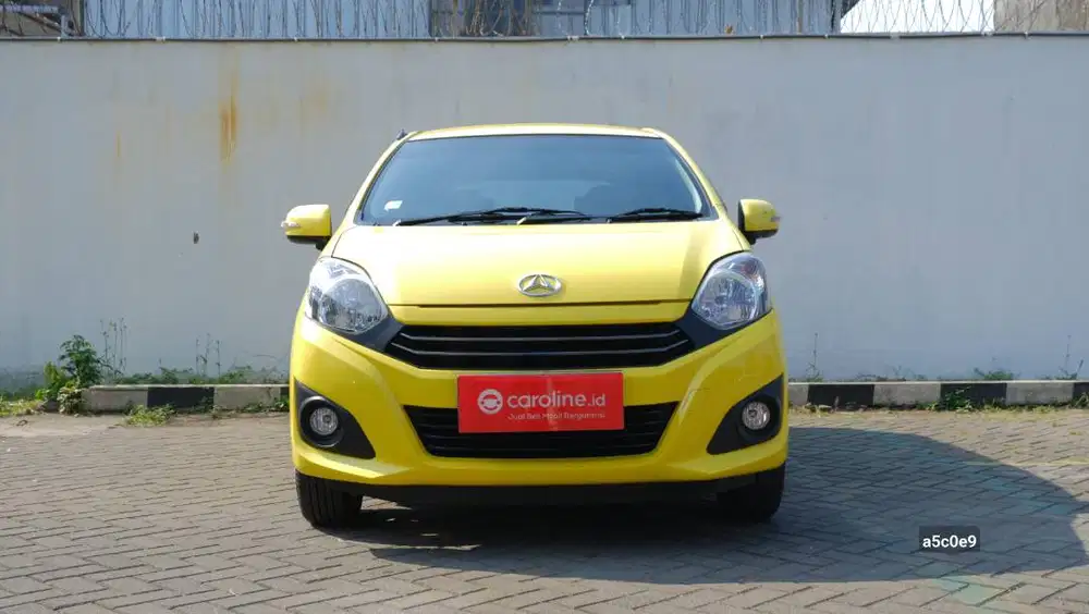 DAIHATSU AYLA X 1.0 MT 2023 KUNING